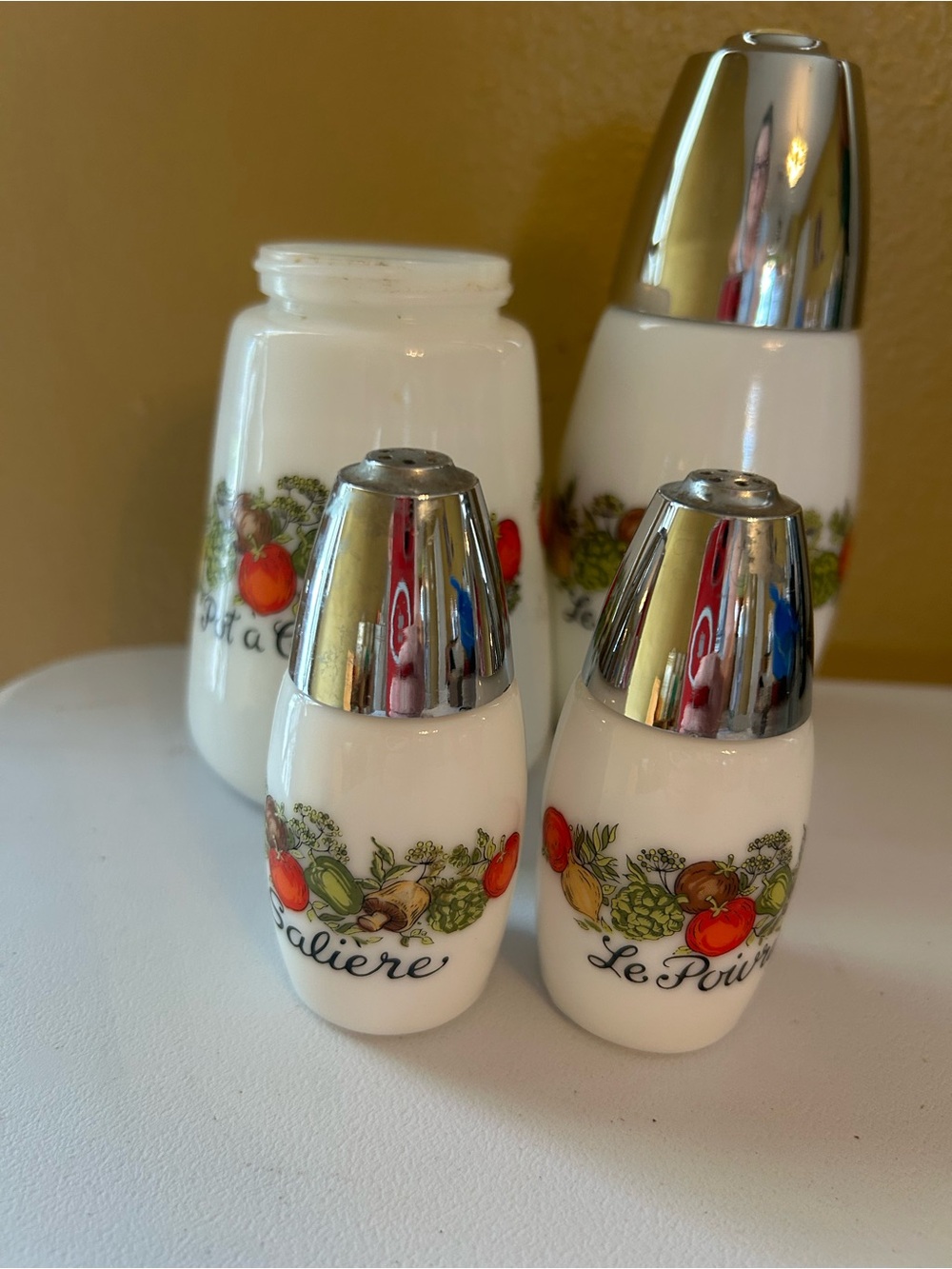 Vintage Corningware 4 piece spice of life condiment set
